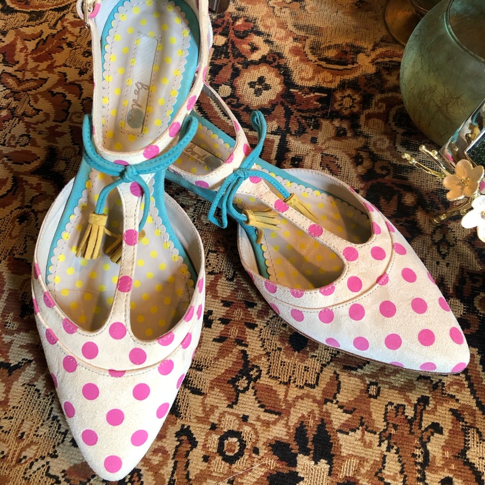 Boden pink polka dot, t-strap, tassel ties, flat